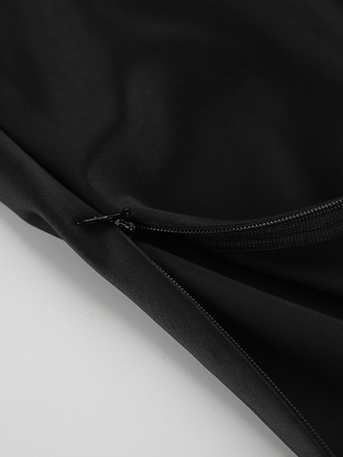 558d412b1d0f48cd89a27781724f7f22-Max