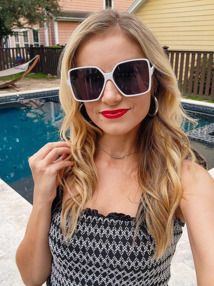 LADYBOSS SUNGLASSES - GLAMOURS (White)