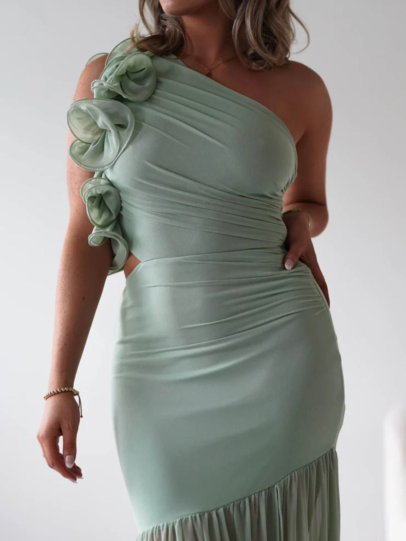 946ee8b5-0cce-404c-95ab-d3eb99b2fc0b-Max