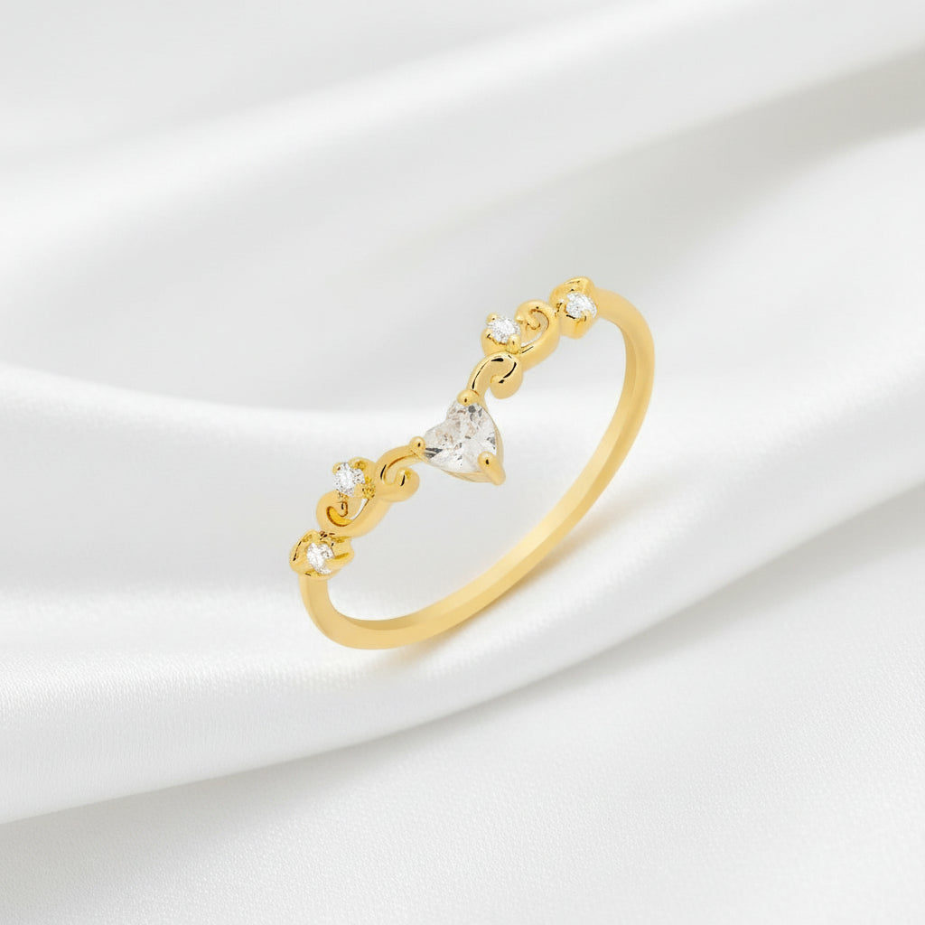 Elegant heart ring